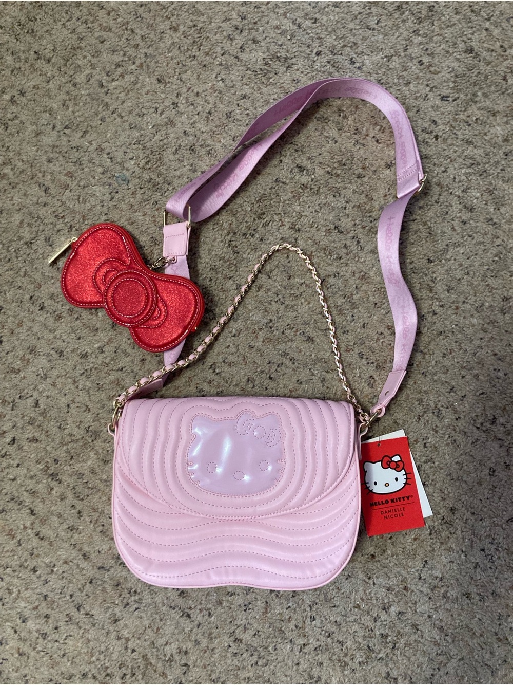 Hello Kitty x Danielle Nicole pink patent crossbody purse bag bow coin purse
